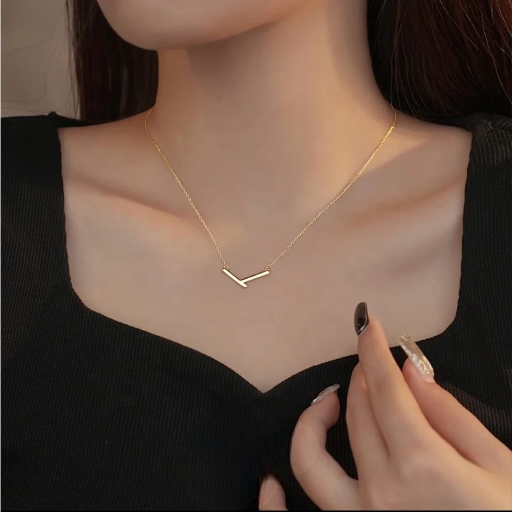 NWT Philos New York Sterling Silver Gold Plated V Shaped Necklace
